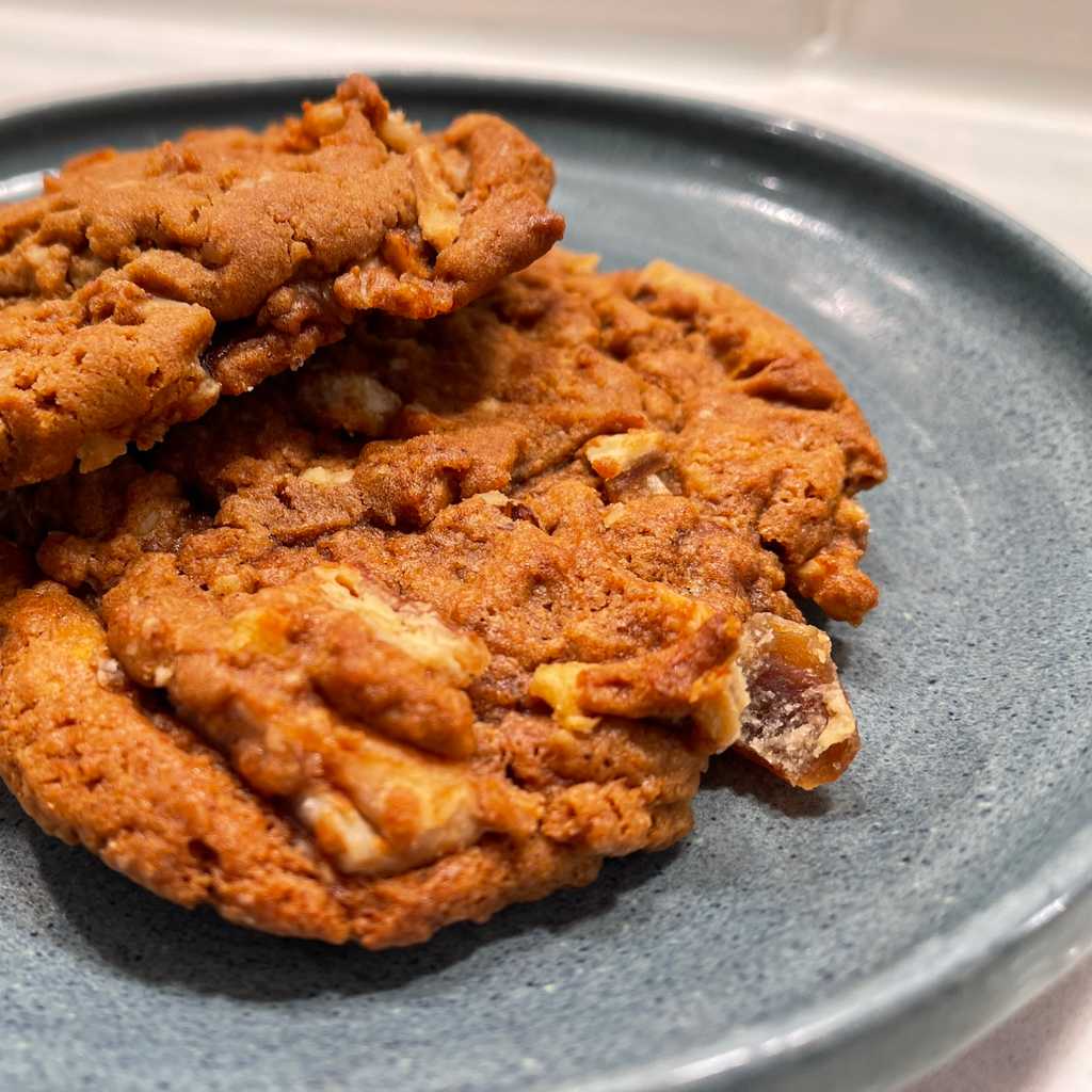 Chewy, spicy, fruity. It’s the best way to use leftover apple pie.