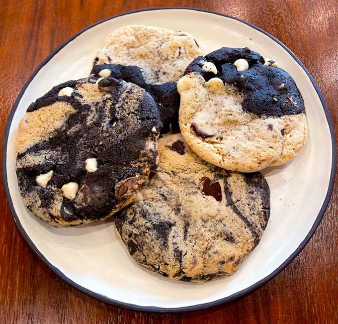 white-tahini-and-bittersweet-chocolate-chip-cookies-1.jpeg